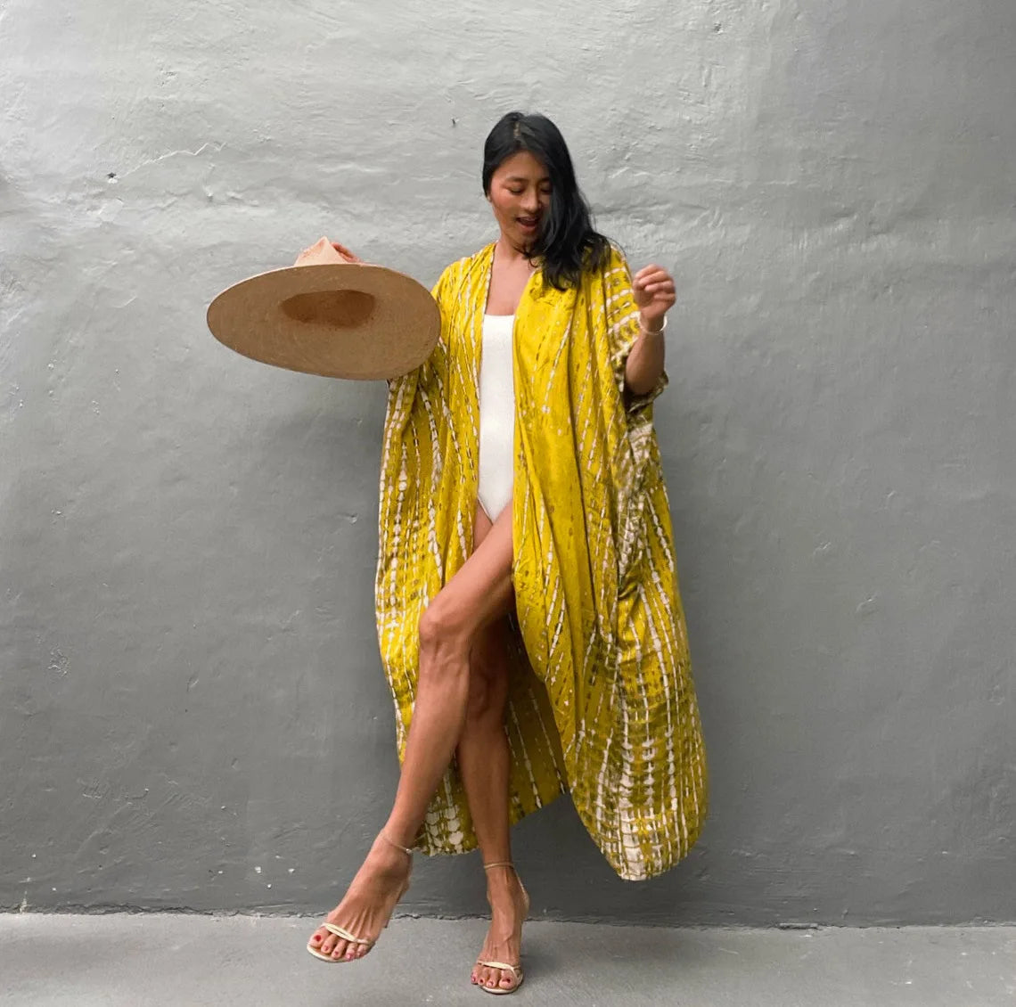 Robe kimono jaune femme style plage